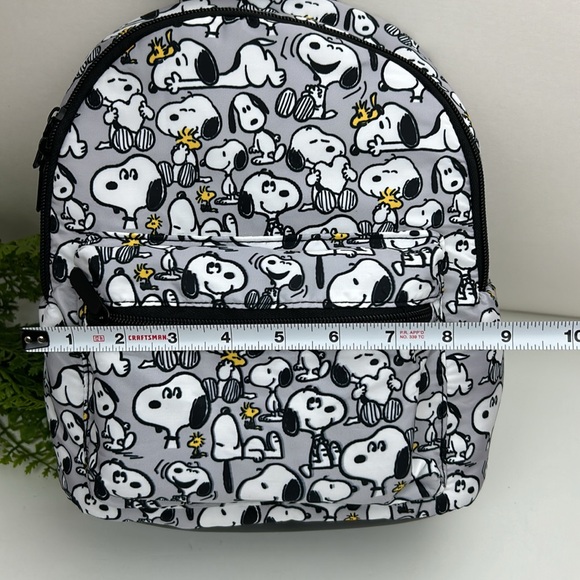 Snoopy Woodstock Mini Backpack NWT! Lightweight, Grey and black nylon - Picture 9 of 16